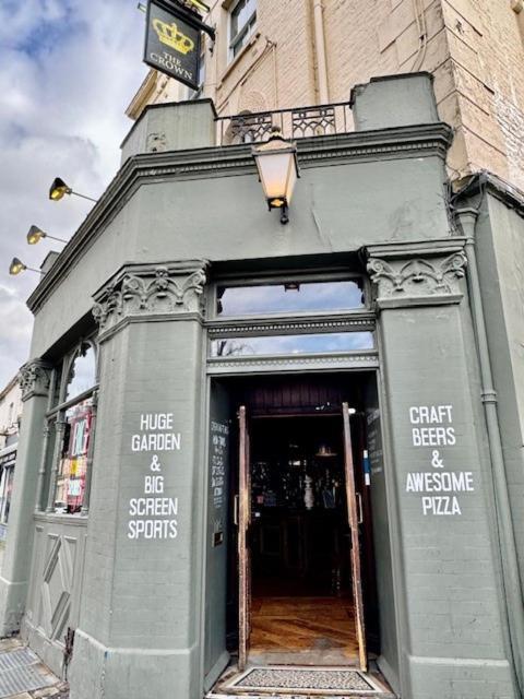 The Crown Rooms London Exteriör bild